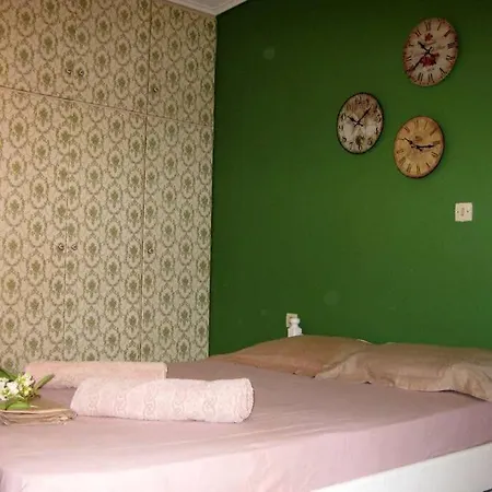 Kalamata'S Handmade Apartment Exterior photo